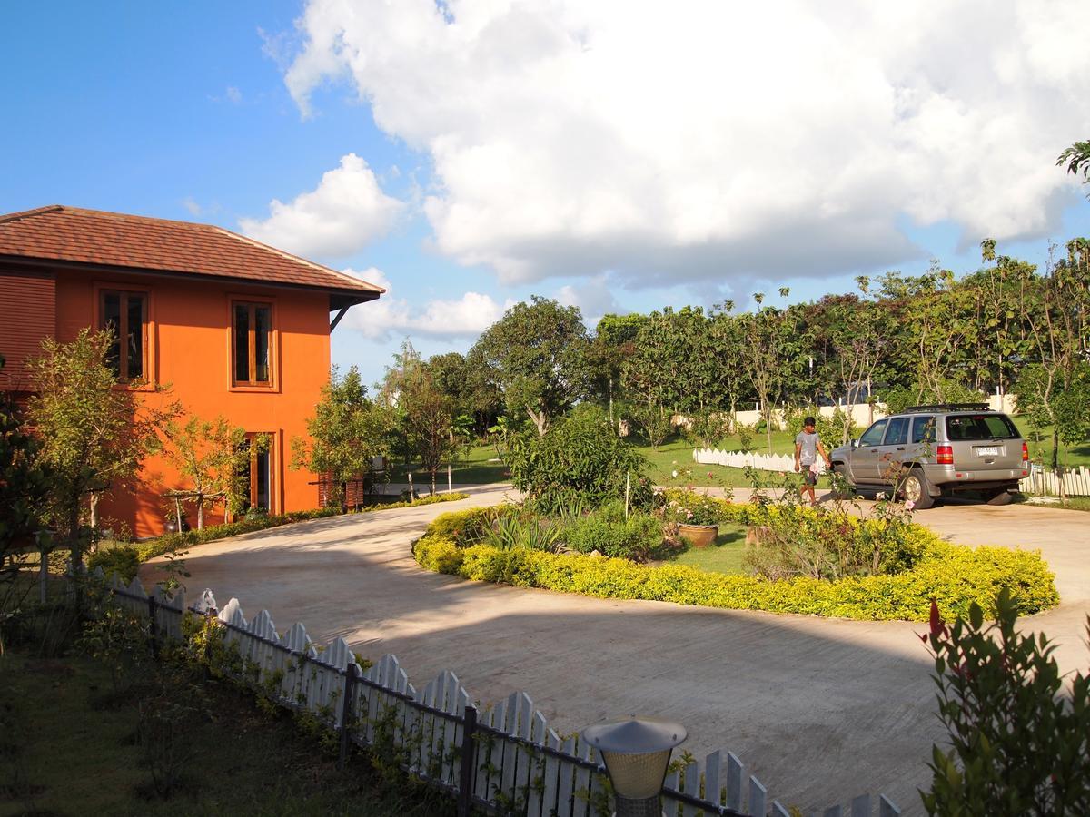Khao Yai Phu Kham Luang Resort Mu Si Exterior photo